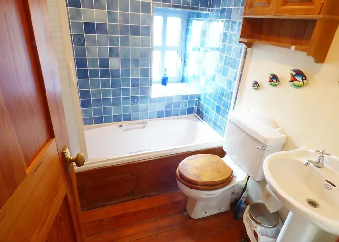 2 Fishery * バンドラン